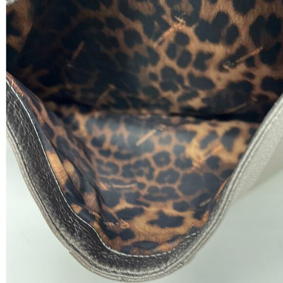 B. Makowsky Leather Hobo Handbag in Great Condition - Picture 8 of 11